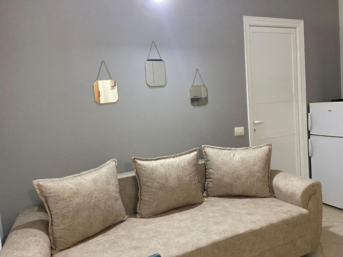 Lungomare Vlore Con Garage Privato 2 Apartment Luaran gambar
