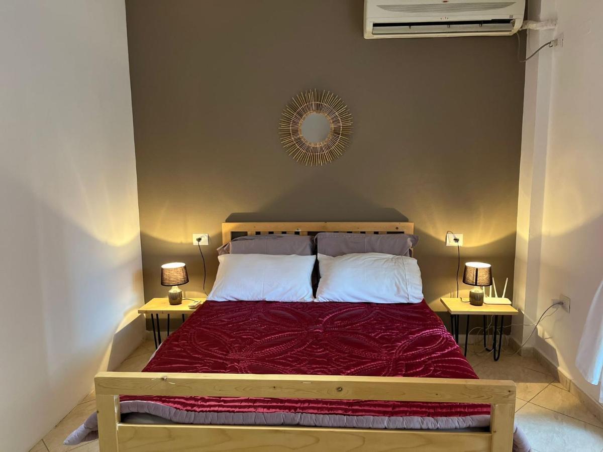 Lungomare Vlore Con Garage Privato 2 Apartment Luaran gambar